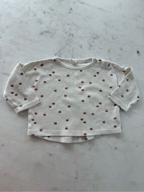 Quincy Mae Cream Long-Sleeve Top with peach print